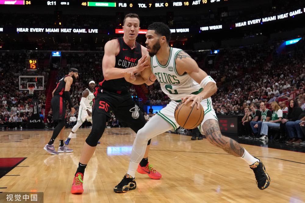 持久不懈的 持久不懈的