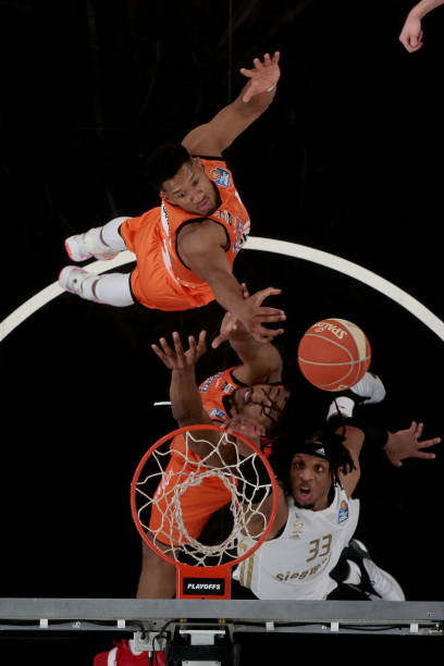 同场竞技的 同场竞技的